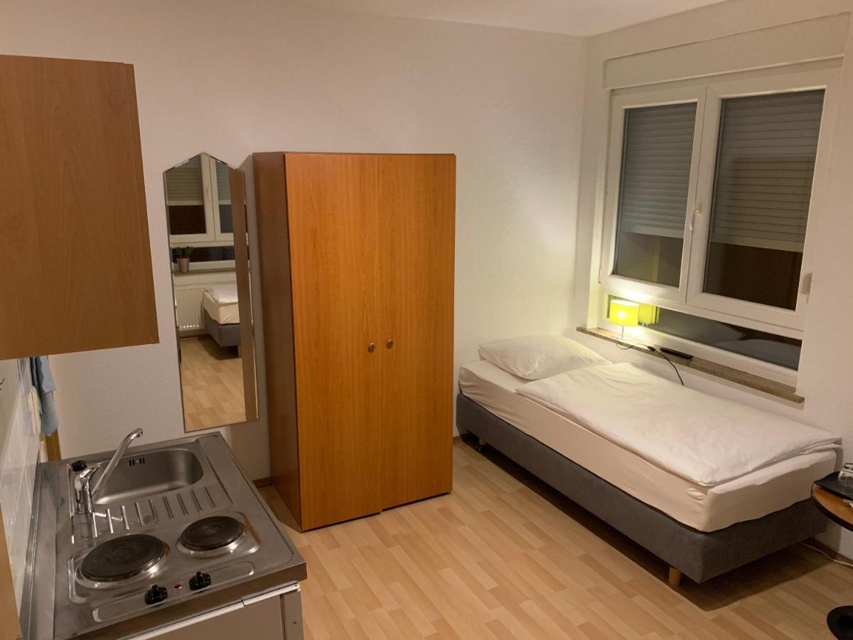 City Studio Am Hauptbahnhof Appartement Heilbronn Buitenkant foto