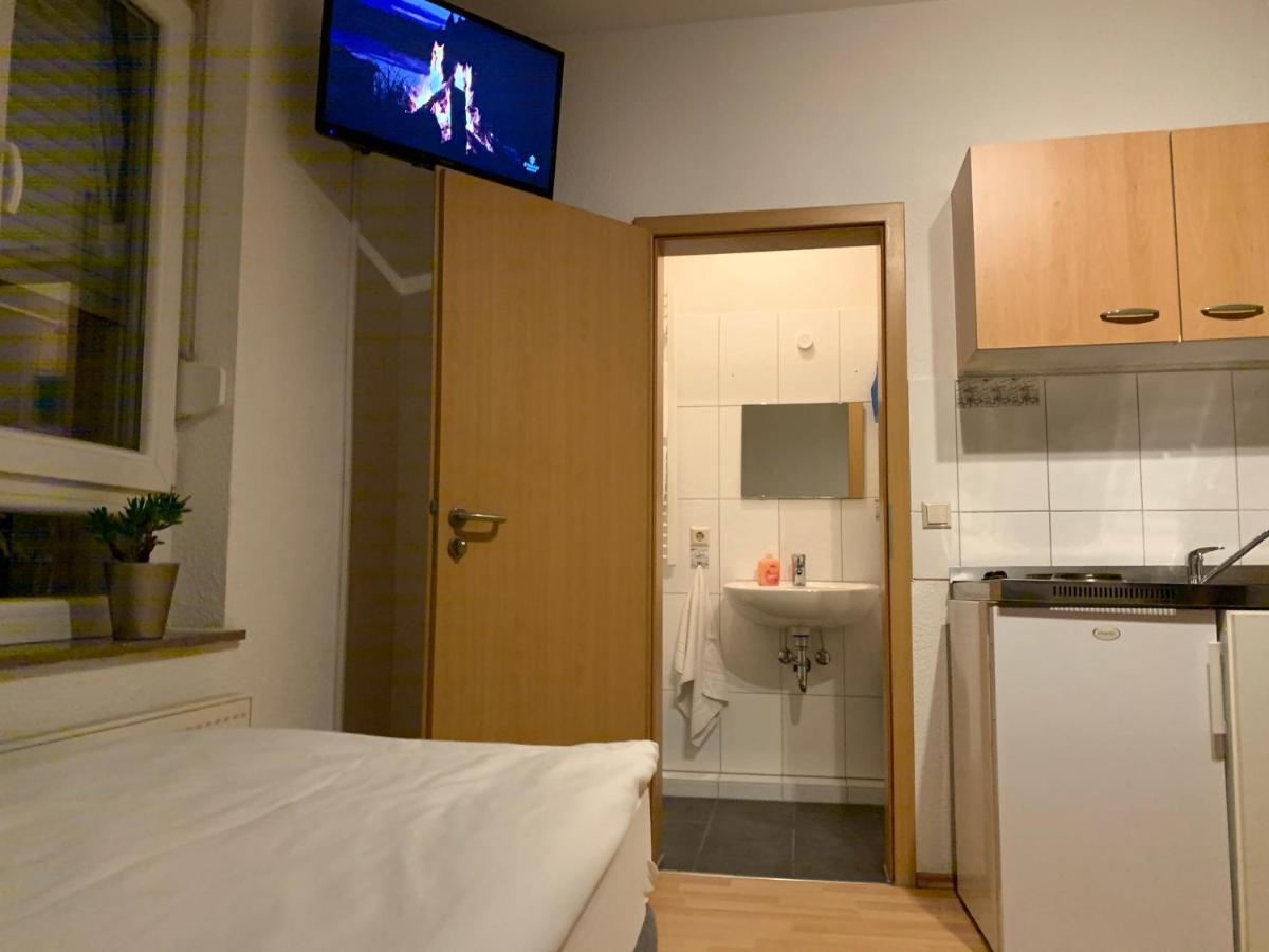 City Studio Am Hauptbahnhof Appartement Heilbronn Buitenkant foto