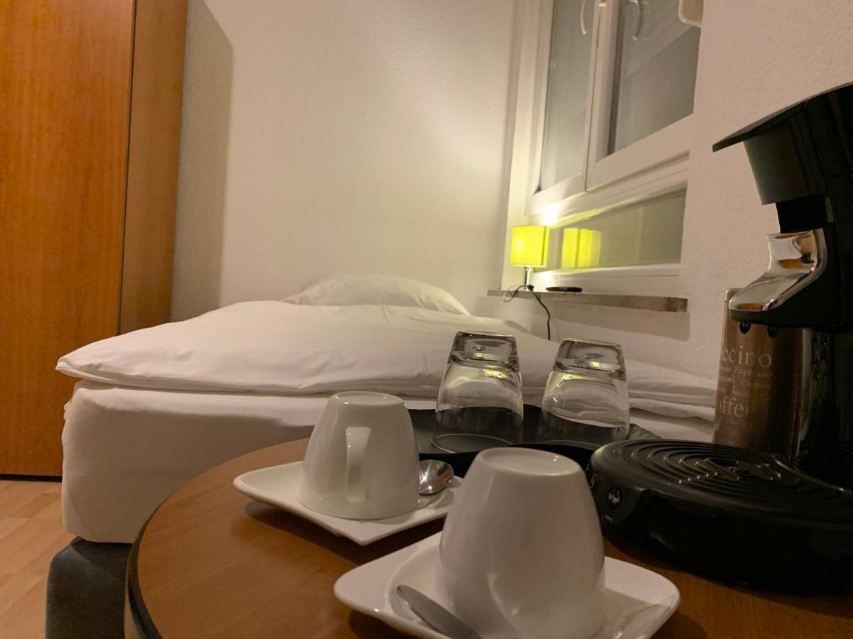 City Studio Am Hauptbahnhof Appartement Heilbronn Buitenkant foto